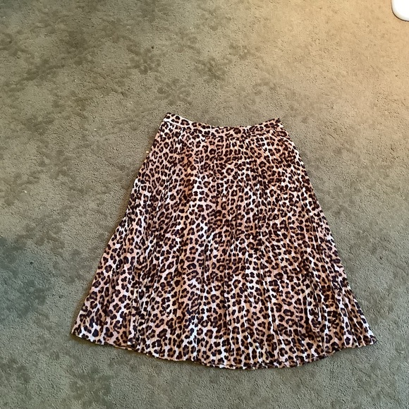 Ann Taylor Factory midi patterned skirt- 4 - Picture 1 of 4